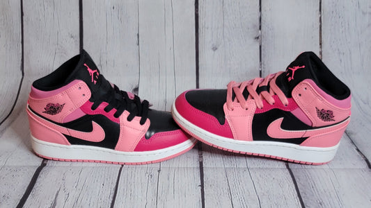 Air Jordan 1 Mid GS 'Coral Chalk' 554725 662