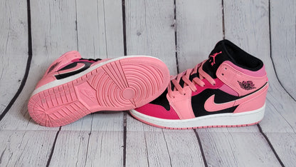 Air Jordan 1 Mid GS 'Coral Chalk' 554725 662